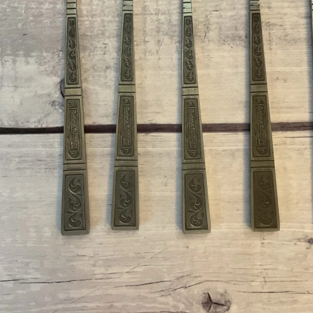 Riviera RIF4 Stainless Flatware Japan Set Of 7 Flat Butter Knives MCM Vintage